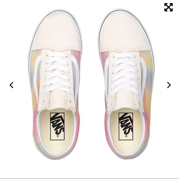 Vans Aura Shift Old Skool Shoes. Not worn just didn’t reach for them. Beautiful - Picture 4 of 8